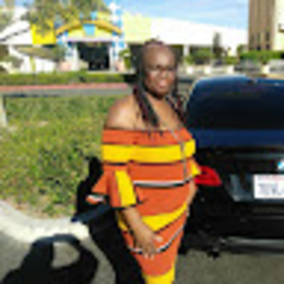 Meet the Posher Other - Meet your Posher, Angela